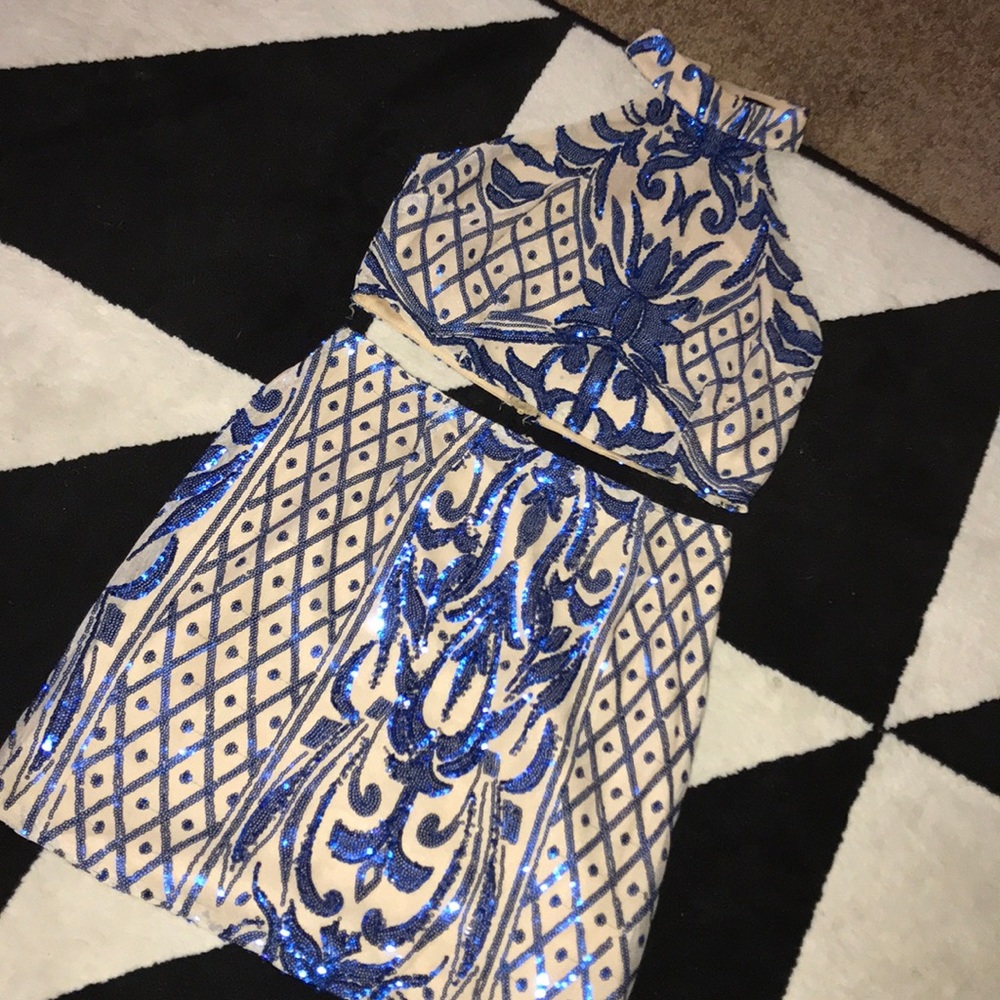 Two Piece Set